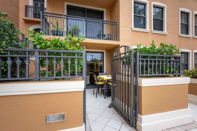 511 Lucerne Avenue 312, Lake Worth Beach, FL 33460