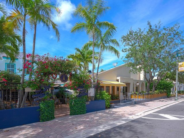 511 Lucerne Avenue 312, Lake Worth Beach, FL 33460