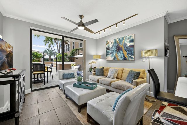 511 Lucerne Avenue 312, Lake Worth Beach, FL 33460
