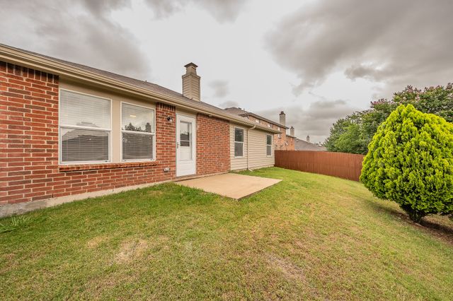 1744 Trego Drive, Fort Worth, TX 76247