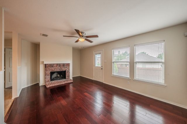 1744 Trego Drive, Fort Worth, TX 76247