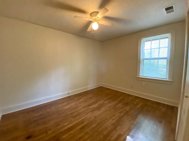 3739 SPOTTSWOOD AVE, Memphis, TN 38111