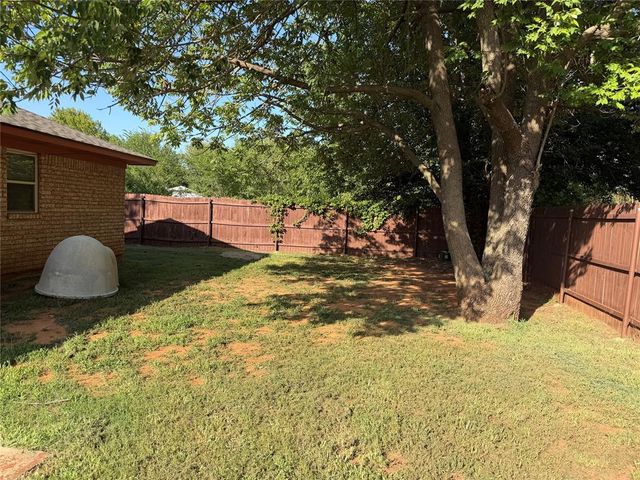4828 Creekwood Drive, Oklahoma City, OK 73135