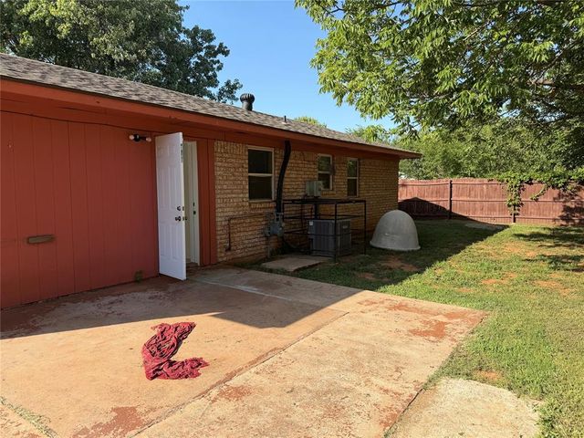 4828 Creekwood Drive, Oklahoma City, OK 73135