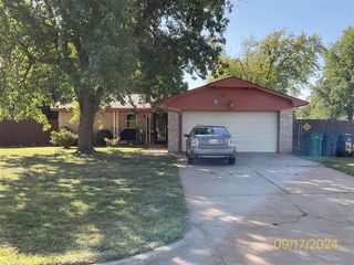 4828 Creekwood Drive, Oklahoma City, OK 73135
