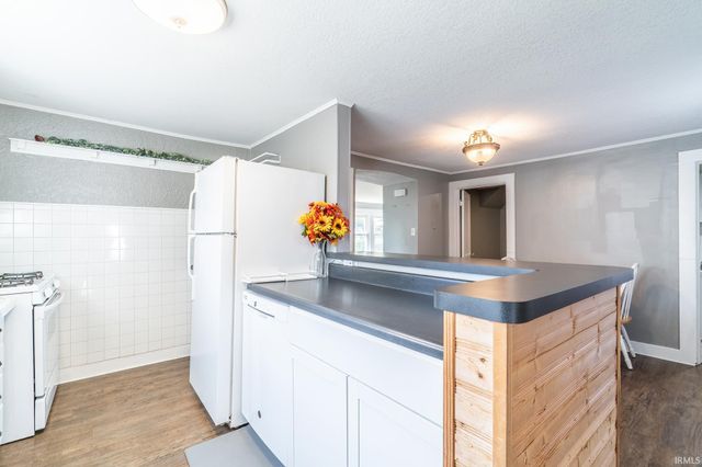 2517 Charlotte Avenue, Fort Wayne, IN 46805