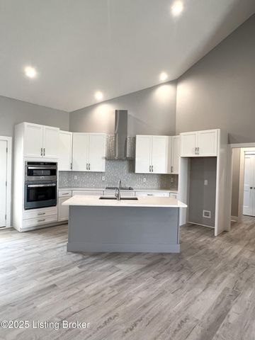 6619 Heritage Hills Dr, Crestwood, KY 40014