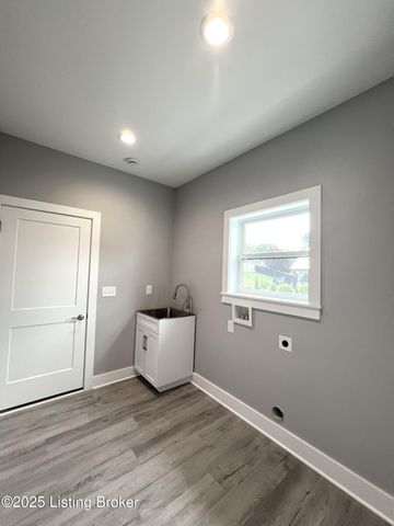 6619 Heritage Hills Dr, Crestwood, KY 40014