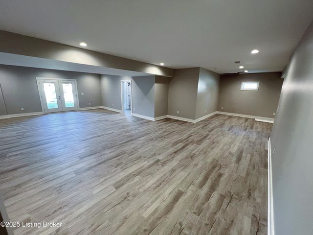 6619 Heritage Hills Dr, Crestwood, KY 40014