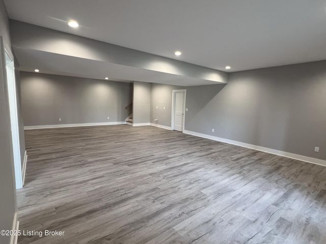 6619 Heritage Hills Dr, Crestwood, KY 40014