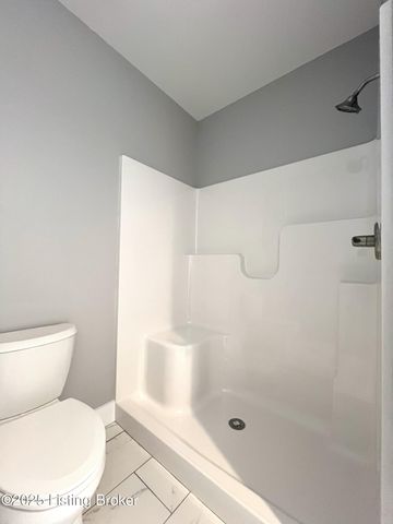 6619 Heritage Hills Dr, Crestwood, KY 40014