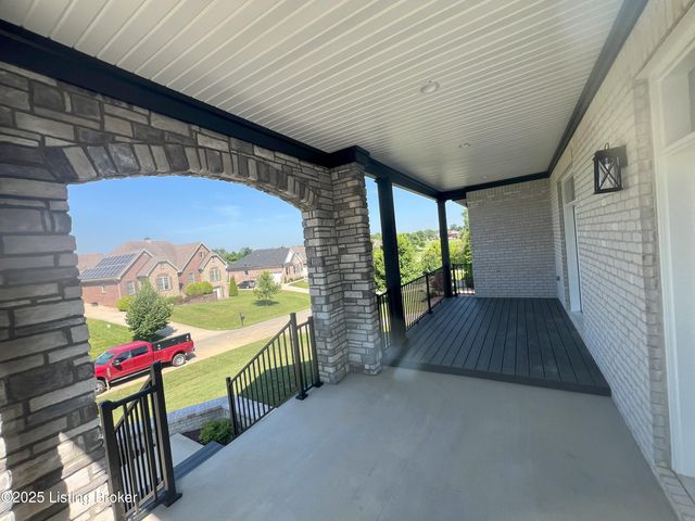 6619 Heritage Hills Dr, Crestwood, KY 40014