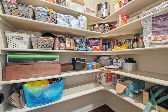 2268 W Concord Drive, Olathe, KS 66061