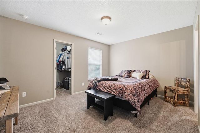 2268 W Concord Drive, Olathe, KS 66061
