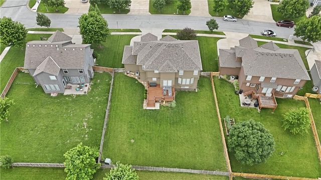 2268 W Concord Drive, Olathe, KS 66061