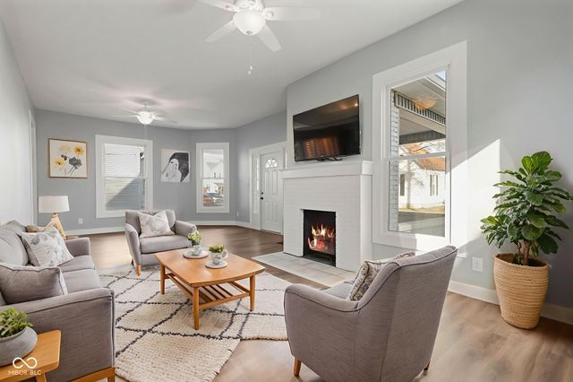 513 S West Street, Shelbyville, IN 46176
