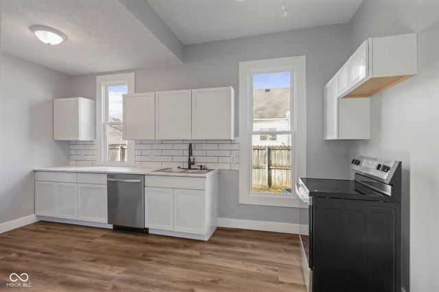 513 S West Street, Shelbyville, IN 46176