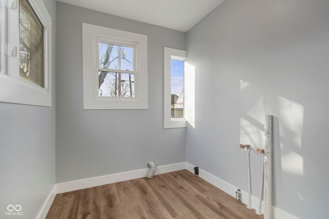 513 S West Street, Shelbyville, IN 46176