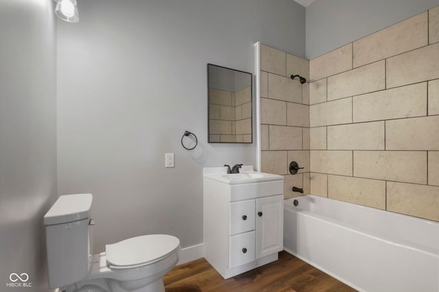 513 S West Street, Shelbyville, IN 46176