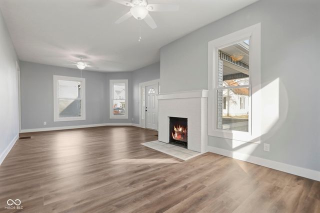 513 S West Street, Shelbyville, IN 46176