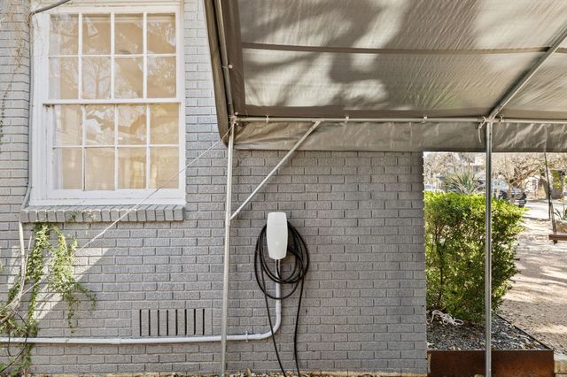 1318 Bonham TER, Austin, TX 78704