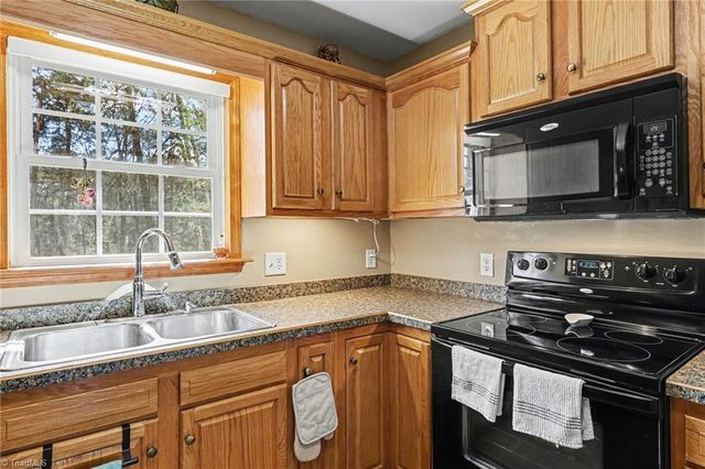 2298 Valewood Drive, Asheboro, NC 27205