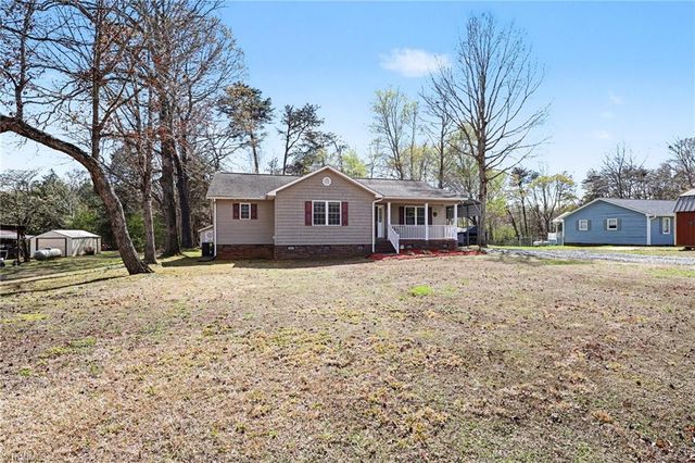 2298 Valewood Drive, Asheboro, NC 27205
