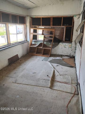 809 Church Avenue, Meridian, MS 39301
