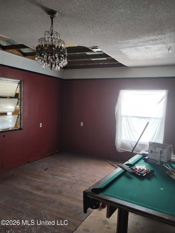 809 Church Avenue, Meridian, MS 39301