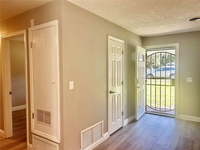 3020 SE 11TH STREET, Ocala, FL 34471