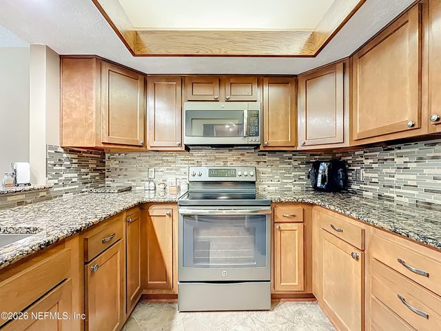 2910 RAVINES Road 1103, Middleburg, FL 32068