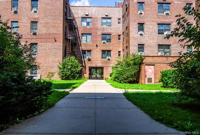 470 N Broadway B23, Yonkers, NY 10701