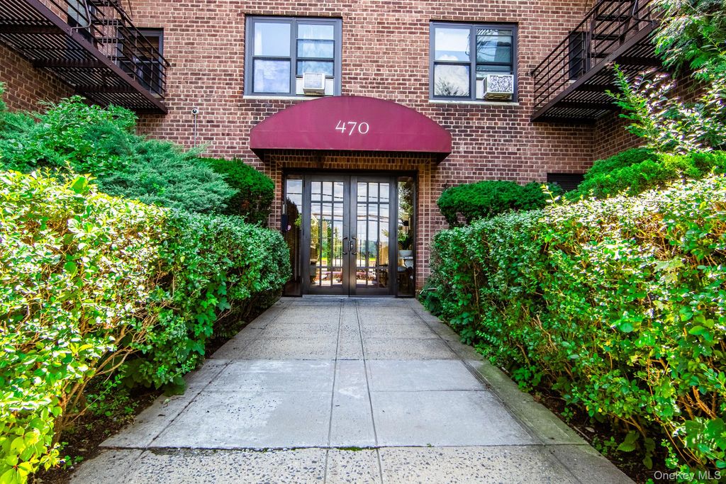 470 N Broadway B23, Yonkers, NY 10701