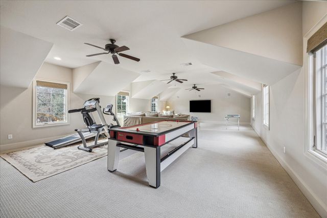 21 W Rivercrest Drive, Houston, TX 77042