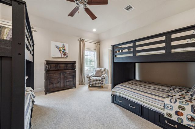 21 W Rivercrest Drive, Houston, TX 77042