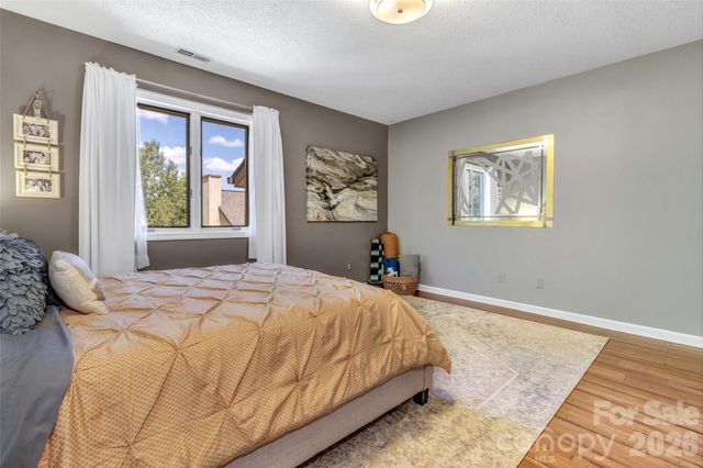 117 Pebble Creek Drive, Asheville, NC 28803