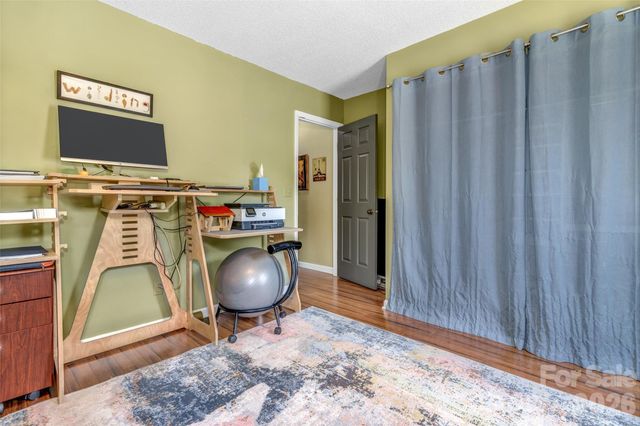 117 Pebble Creek Drive, Asheville, NC 28803
