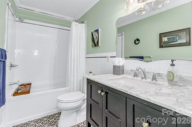 117 Pebble Creek Drive, Asheville, NC 28803