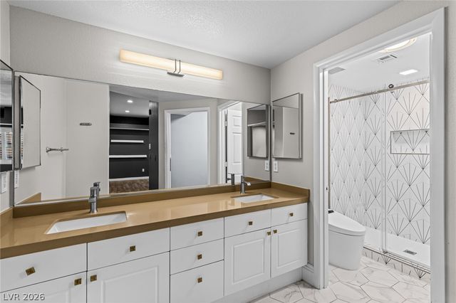 10525 Autumn Pine Avenue 105, Las Vegas, NV 89144