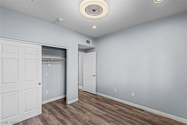 10525 Autumn Pine Avenue 105, Las Vegas, NV 89144