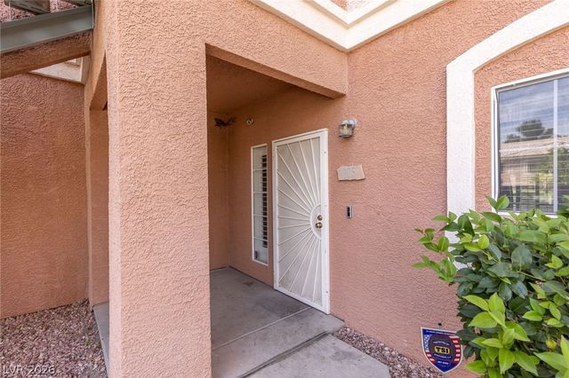 10525 Autumn Pine Avenue 105, Las Vegas, NV 89144