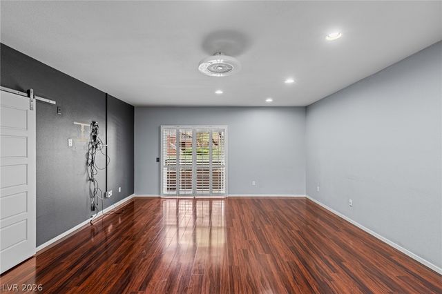 10525 Autumn Pine Avenue 105, Las Vegas, NV 89144