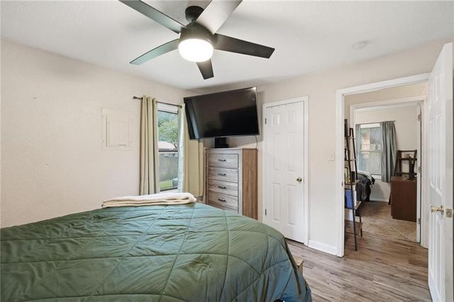 1801 Maple Lane, Lawrence, KS 66046