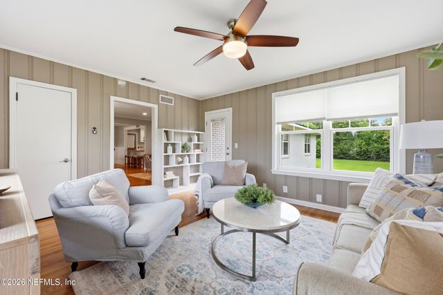 4385 WORTH Drive E, Jacksonville, FL 32207