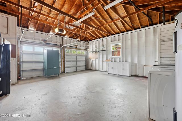 4385 WORTH Drive E, Jacksonville, FL 32207
