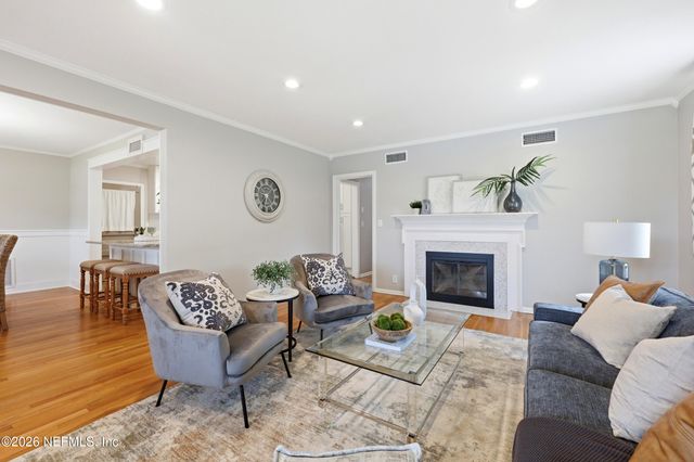 4385 WORTH Drive E, Jacksonville, FL 32207