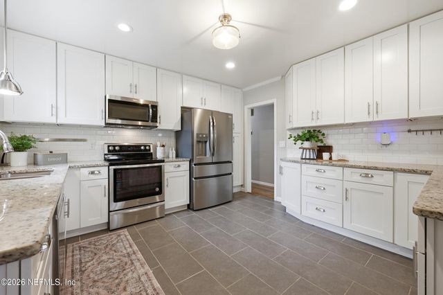 4385 WORTH Drive E, Jacksonville, FL 32207
