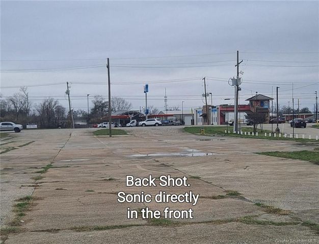 115 S Cities Service Highway, Sulphur, LA 70663