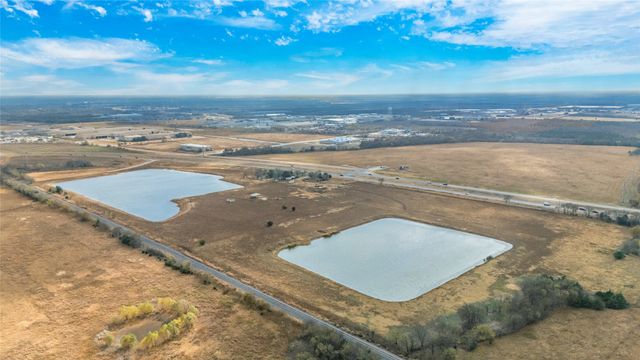 1656 Highway 380, Greenville, TX 75401