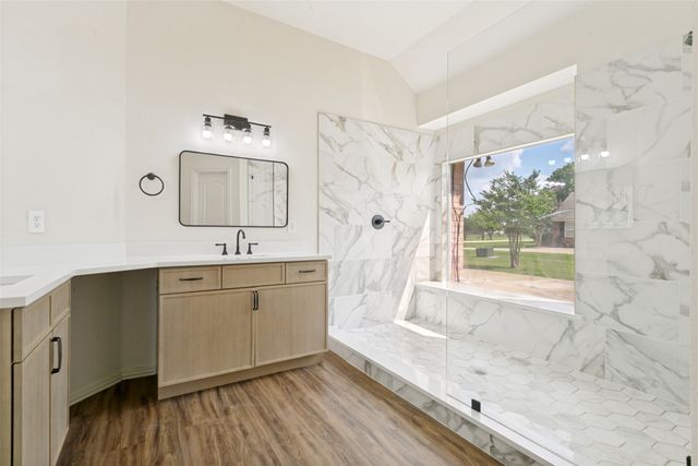 331 Lakeside Drive, Shady Shores, TX 76208